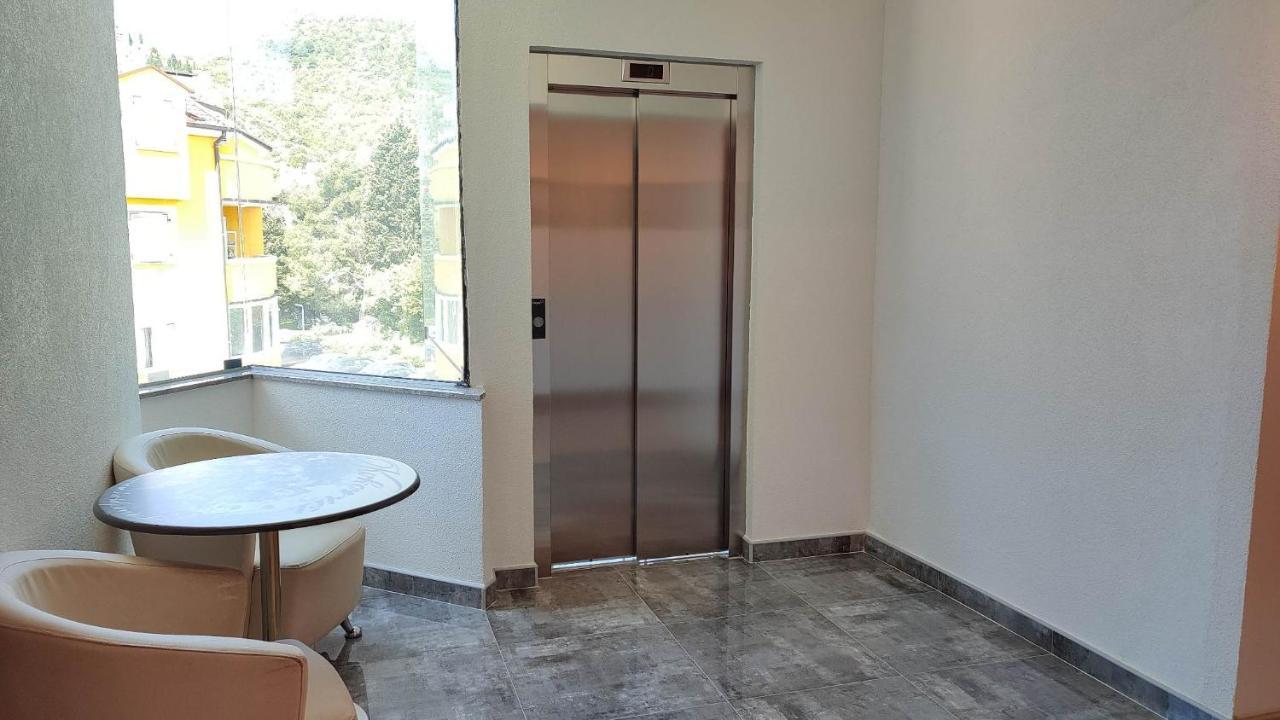 Hotel Prvan Vrgorac Luaran gambar