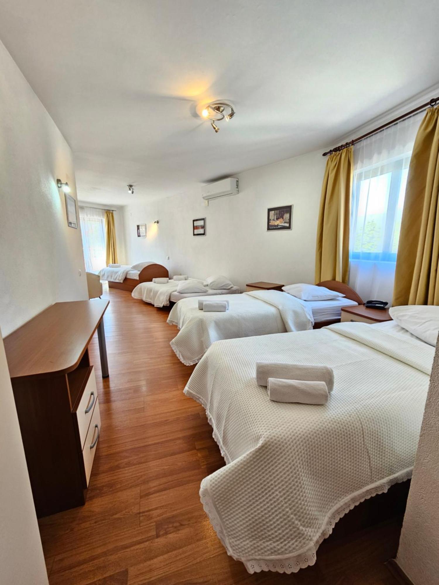 Hotel Prvan Vrgorac Luaran gambar